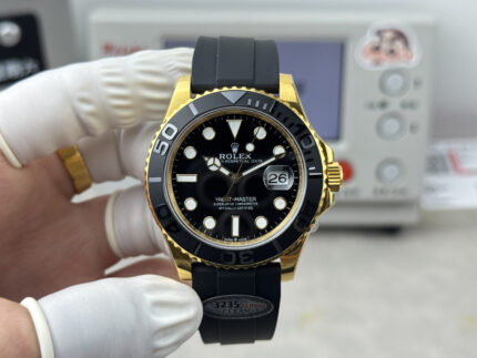 3235機芯黃金膠遊艇名仕型M226658