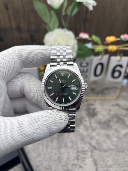 3235機芯薄荷綠日誌